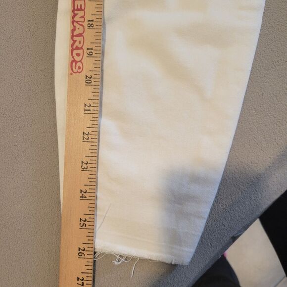 SPANX Pull On High Rise Distressed Ankle Jeans with Raw Cuffs White Size 1X - Picture 2 of 7